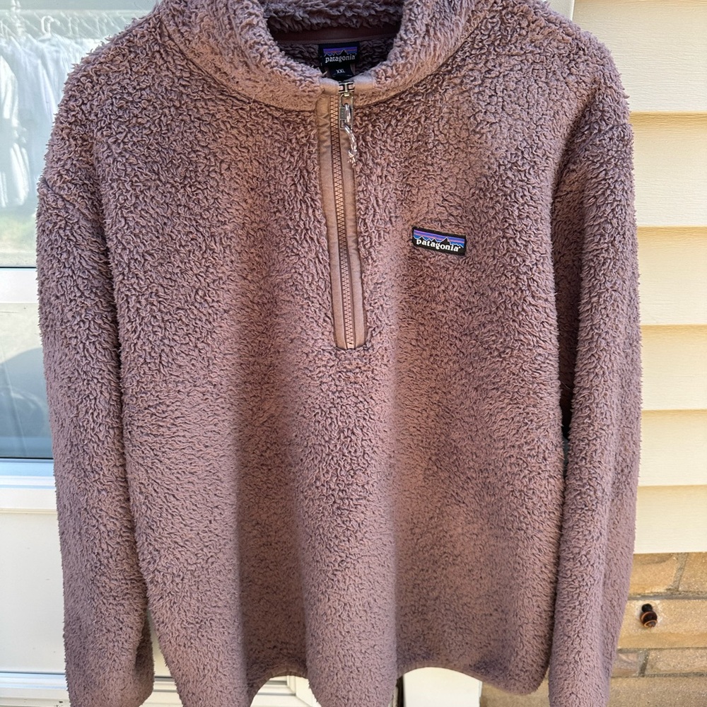 Patagonia Men's Tan Zip-Up Fleece Sweater